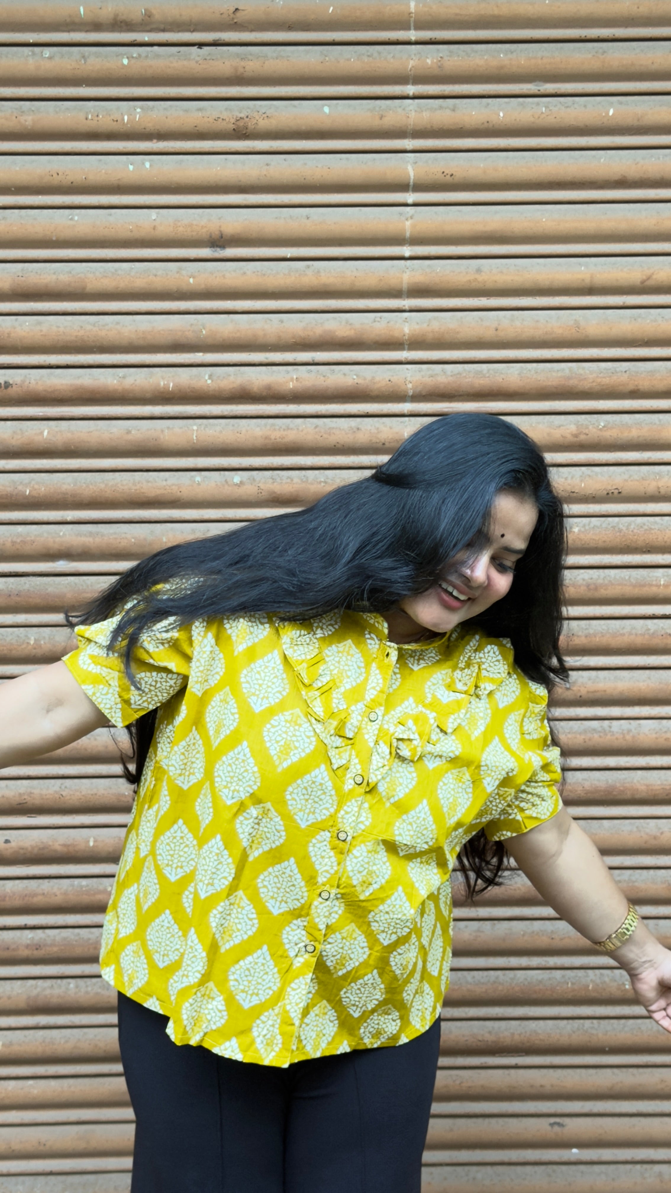 Mridu -  Diamond Manjal